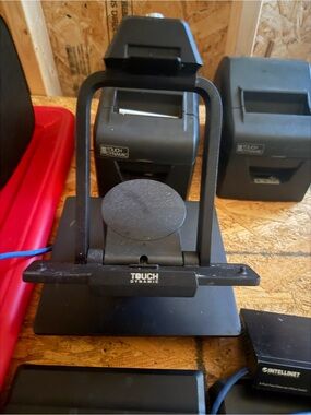 Black Mobile Device Mount and Dock